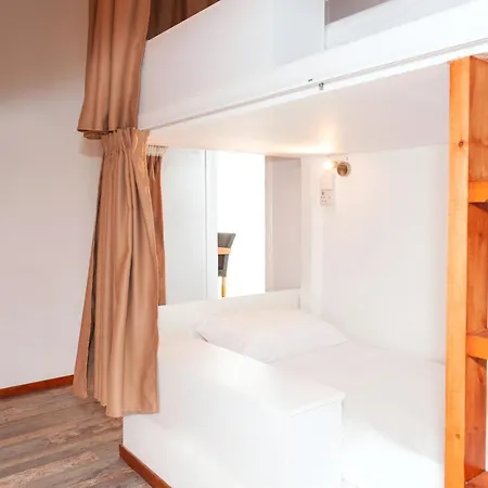 The Harbour Private Cabins And Hostel *