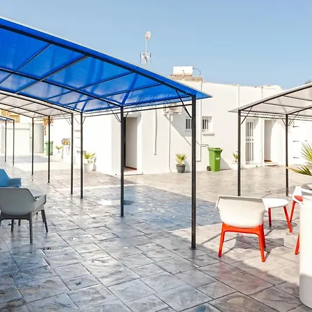 Hostel The Harbour Private Cabins And