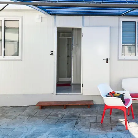 The Harbour Private Cabins And Hostel Protaras